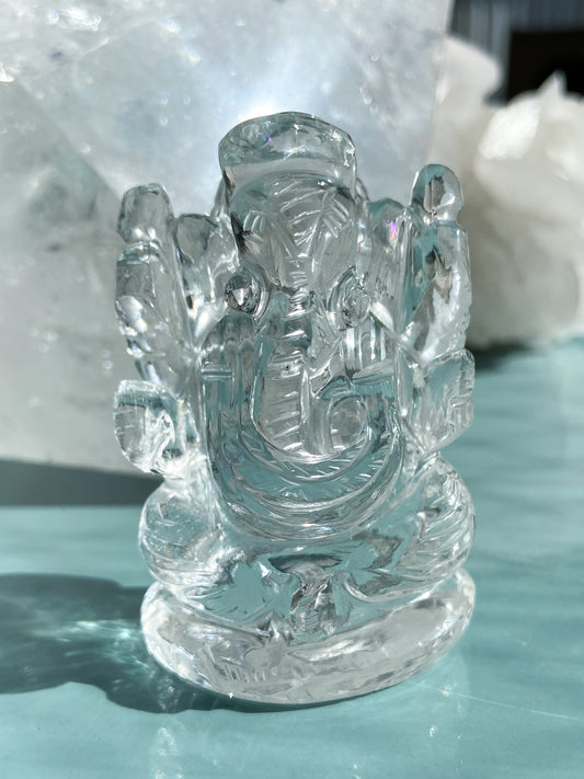 [手彫り] ヒマラヤ水晶ガネーシャ像 B ~Himalayan Ganesha Carving~